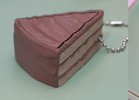 DESSERT FIDGET CLICKER CHARM CAKE
