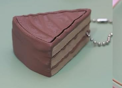 DESSERT FIDGET CLICKER CHARM CAKE
